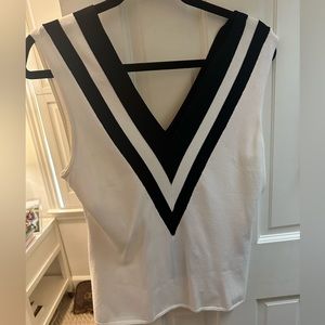 White/black Daphne Tank